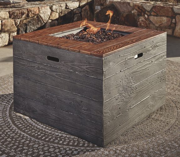 Hatchland fire pit